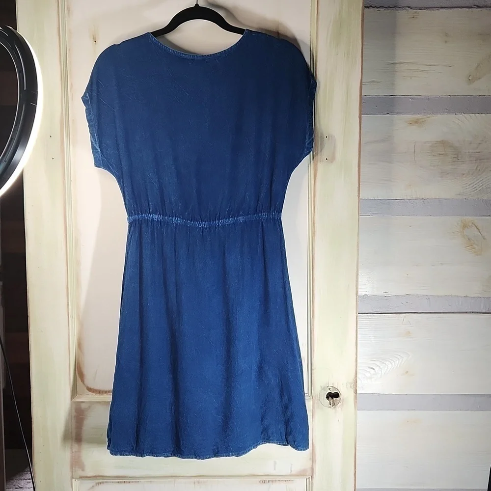 Earthbound Trading Co. Blue Chambray Cowgirl Dress - Sz S, NWOT - Picture 6 of 8